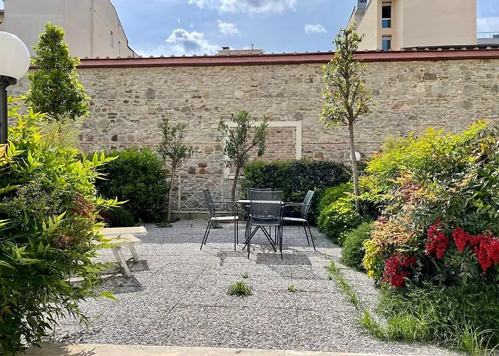Borgo Guelfo VIII